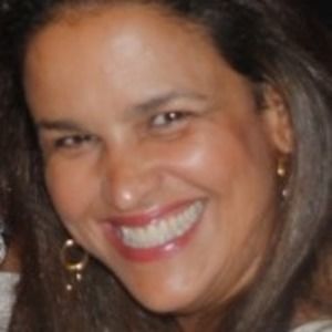 Meet your Posher, Simone